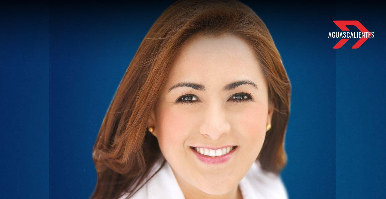 Tere Jiménez entrega computadoras a bibliotecas públicas de Aguascalientes