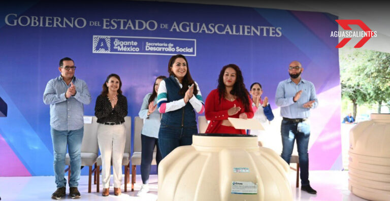 El gobierno de Aguascalientes apoya con cisternas, pisos y techos firmes gratuitos