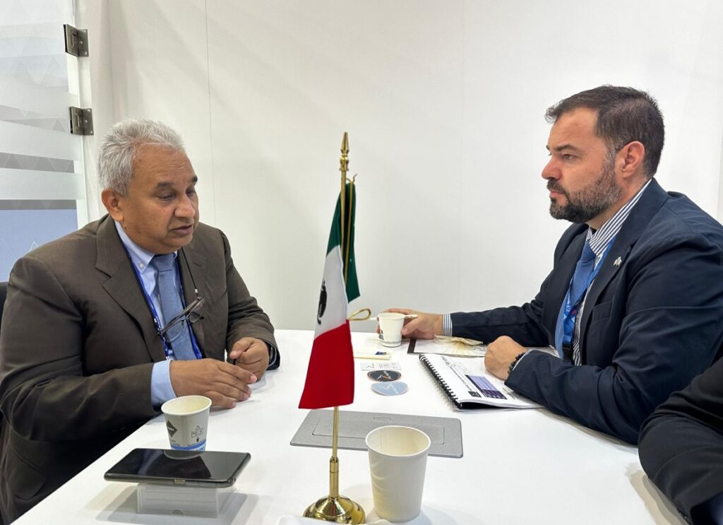 La industria aeroespacial de Aguascalientes participa en feria de París