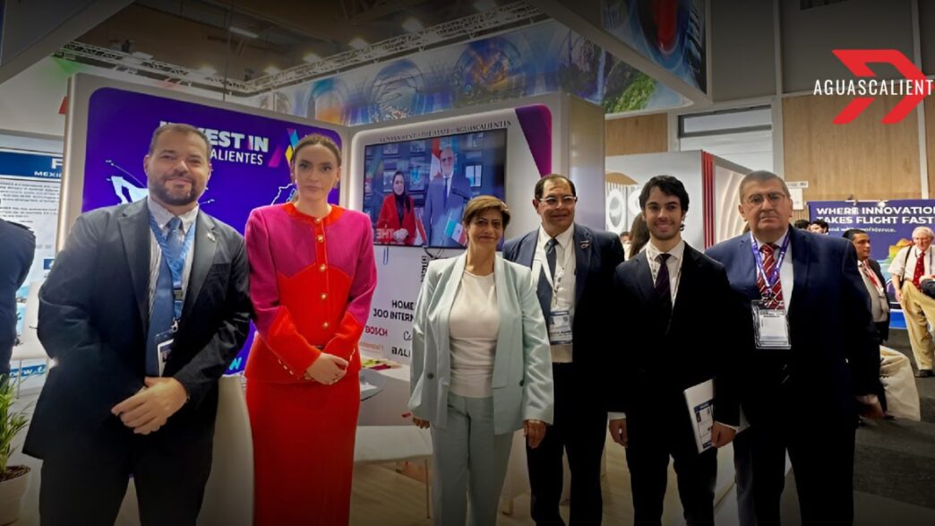 La industria aeroespacial de Aguascalientes participa en feria de París