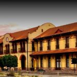 ¿Qué hacer en Aguascalientes? Visita la Plaza de las Tres Centurias y sus locomotoras históricas